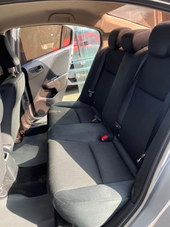 HONDA City Sedan - Foto