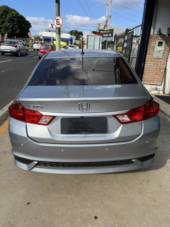 HONDA City Sedan - Foto