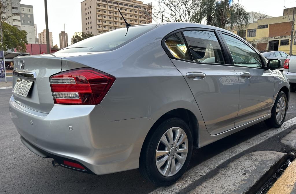 HONDA City Sedan - Foto