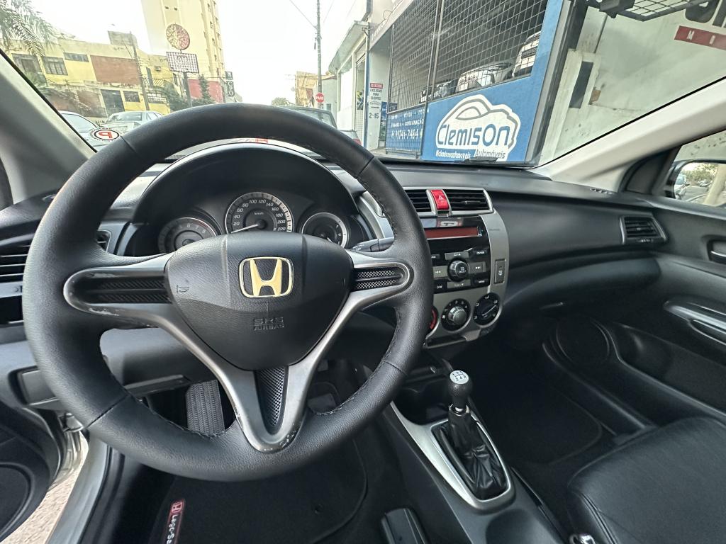 HONDA City Sedan - Foto