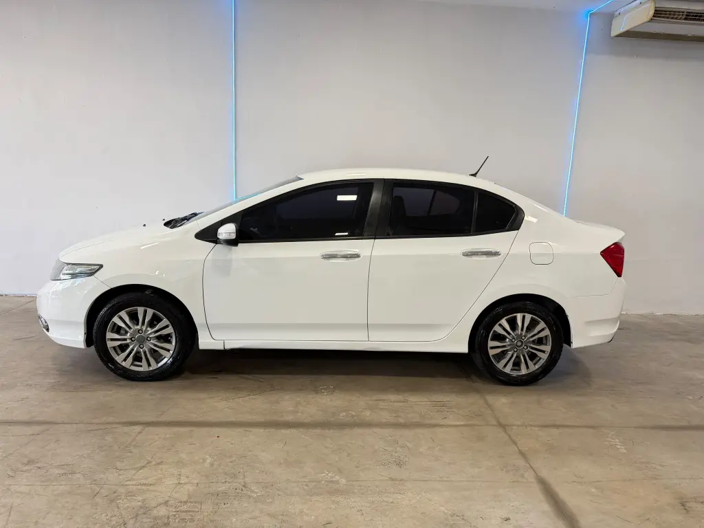 HONDA City Sedan - Foto