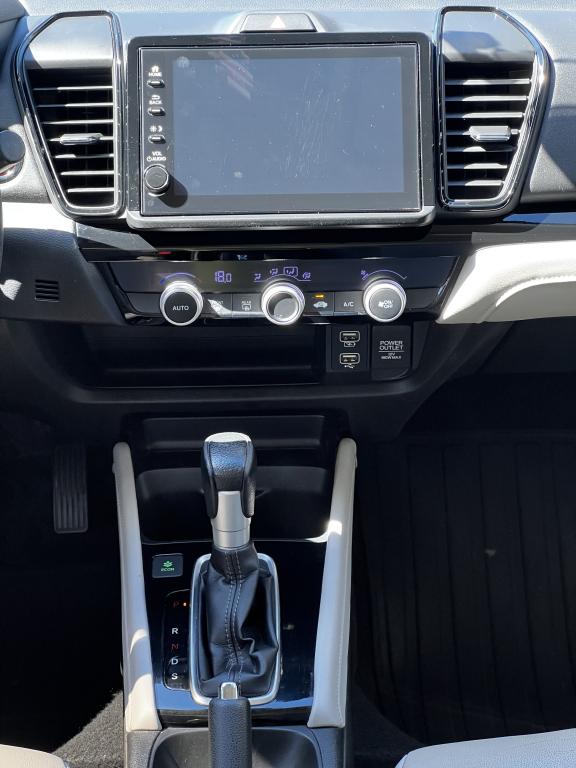 HONDA City Sedan - Foto