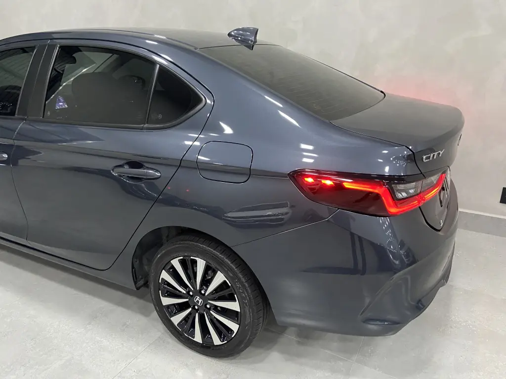 HONDA City Sedan - Foto