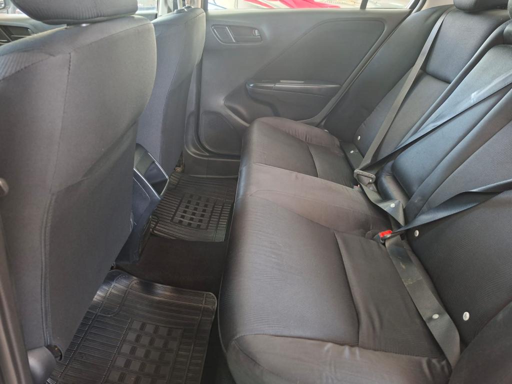 HONDA City Sedan - Foto