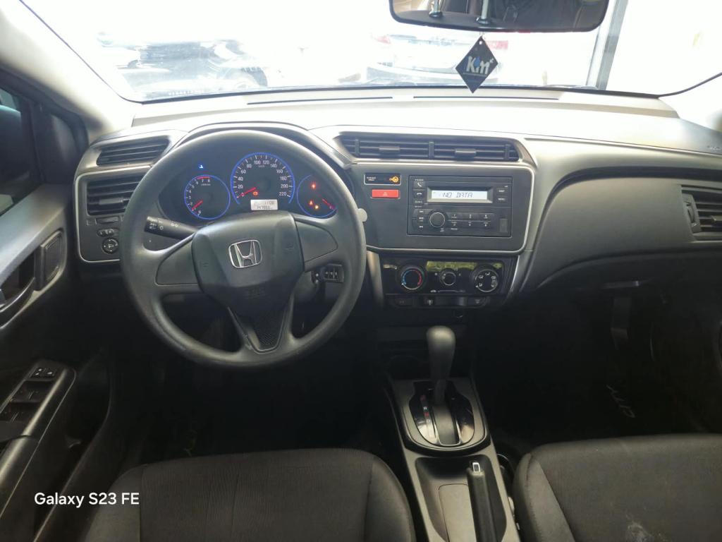 HONDA City Sedan - Foto