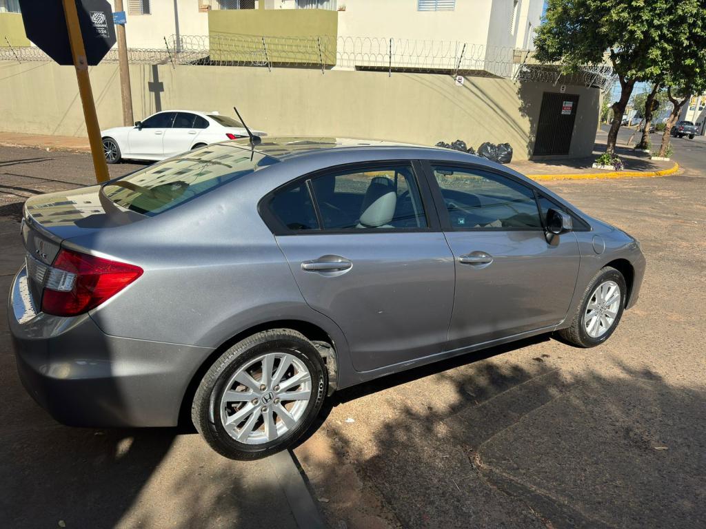 HONDA Civic - Foto