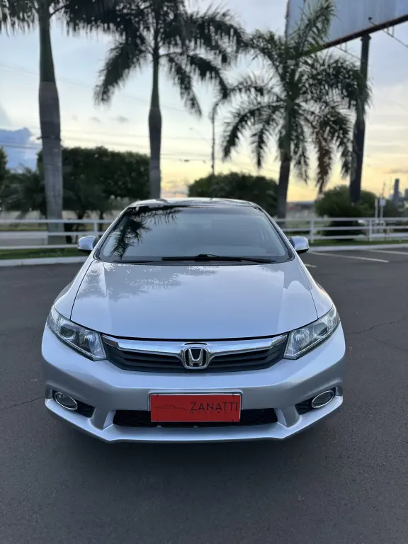 HONDA Civic - Foto