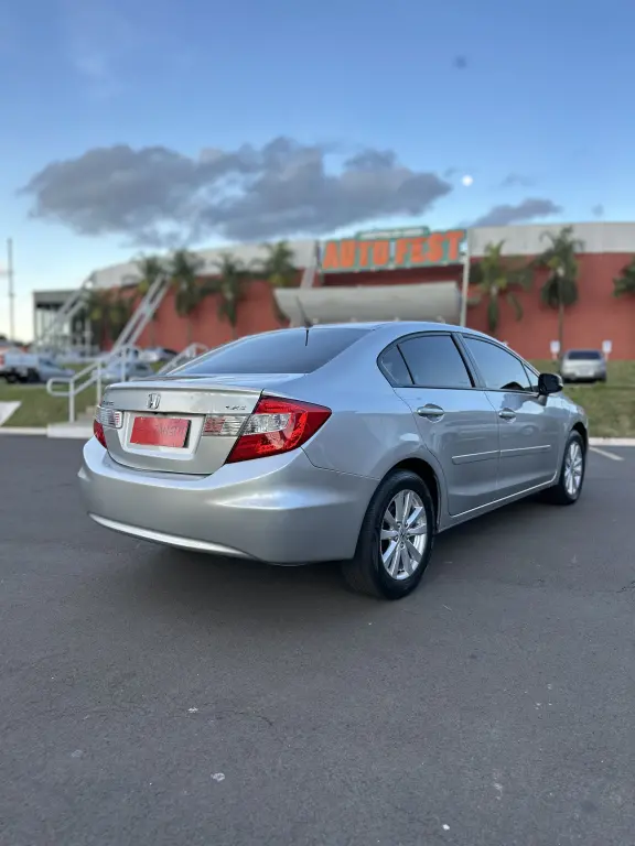 HONDA Civic - Foto