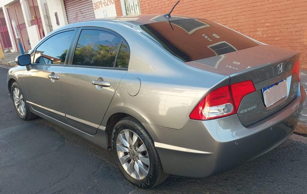 HONDA Civic - Foto