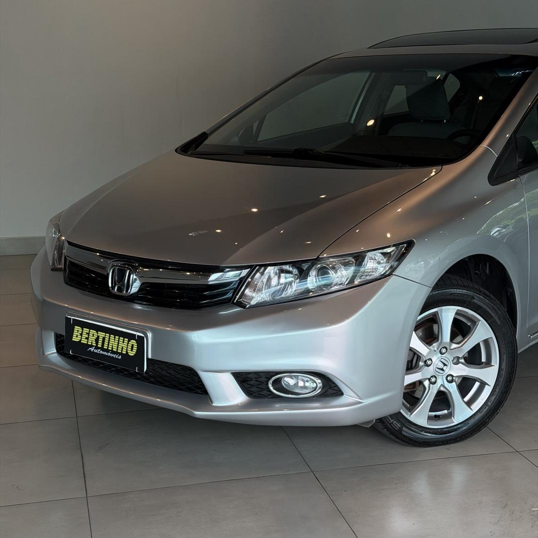 HONDA Civic - Foto