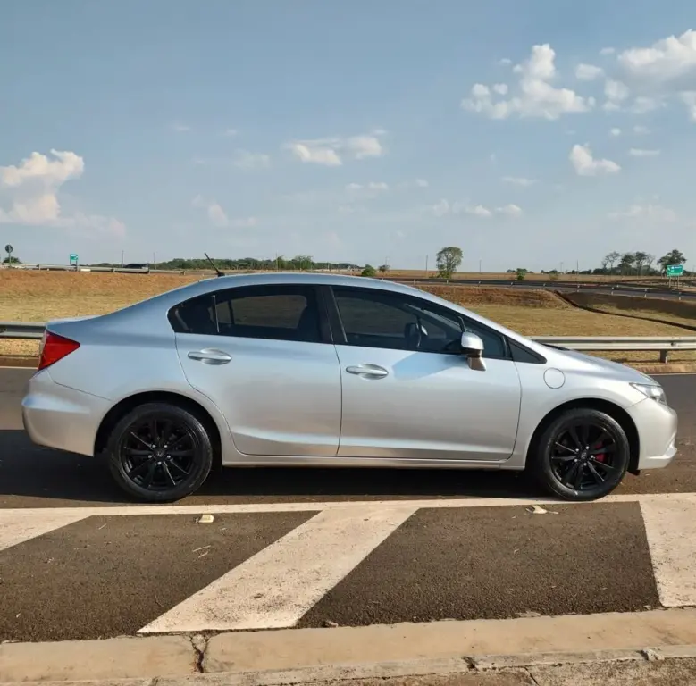 HONDA Civic - Foto