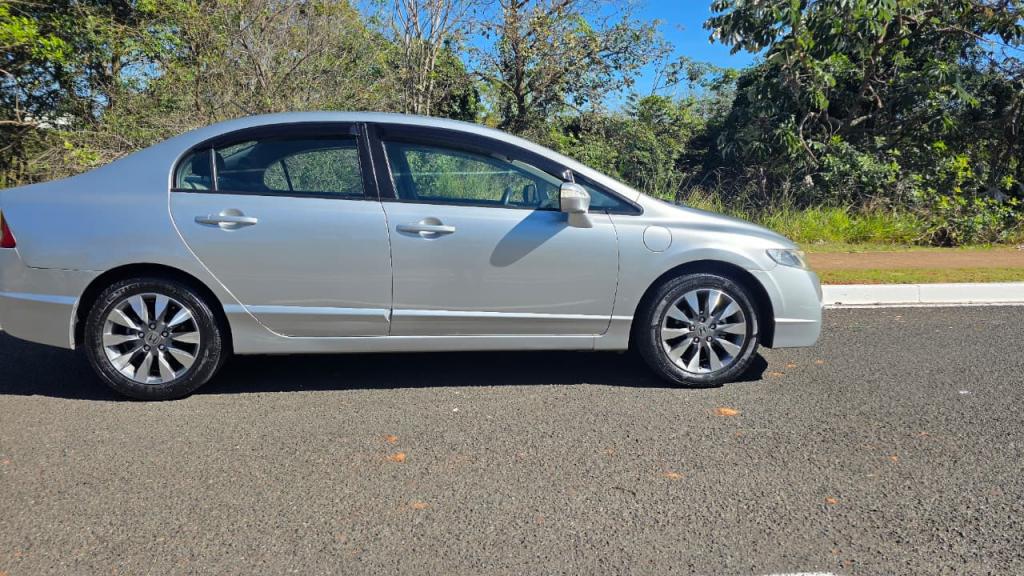 HONDA Civic - Foto