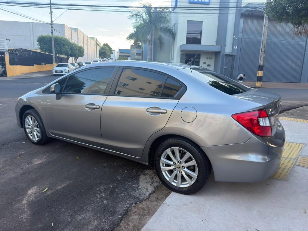 HONDA Civic - Foto