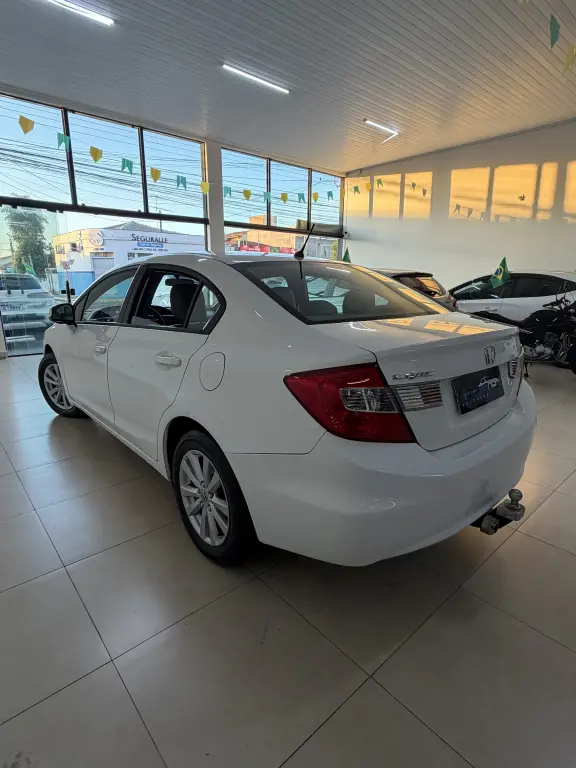HONDA Civic - Foto