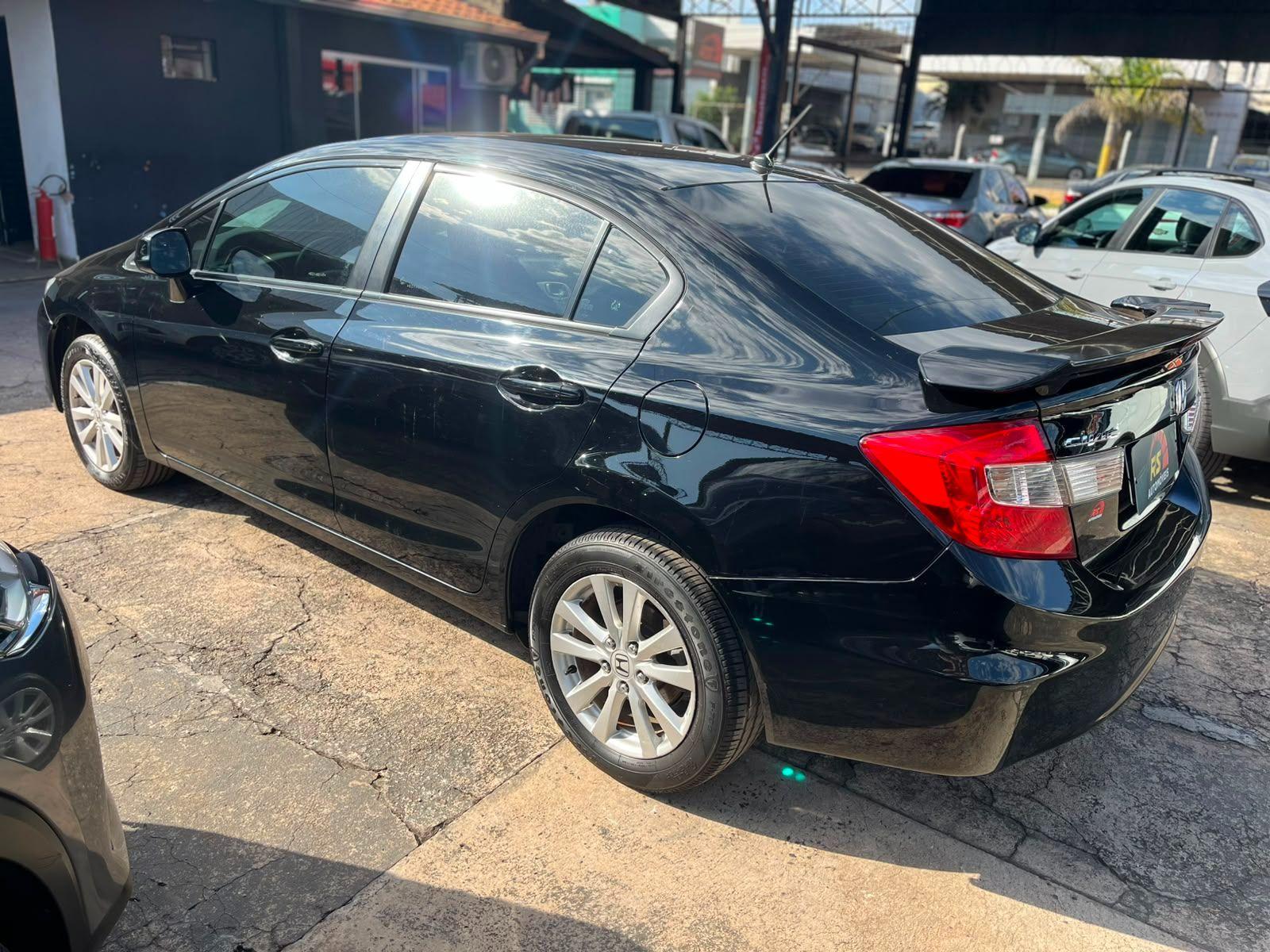 HONDA Civic - Foto