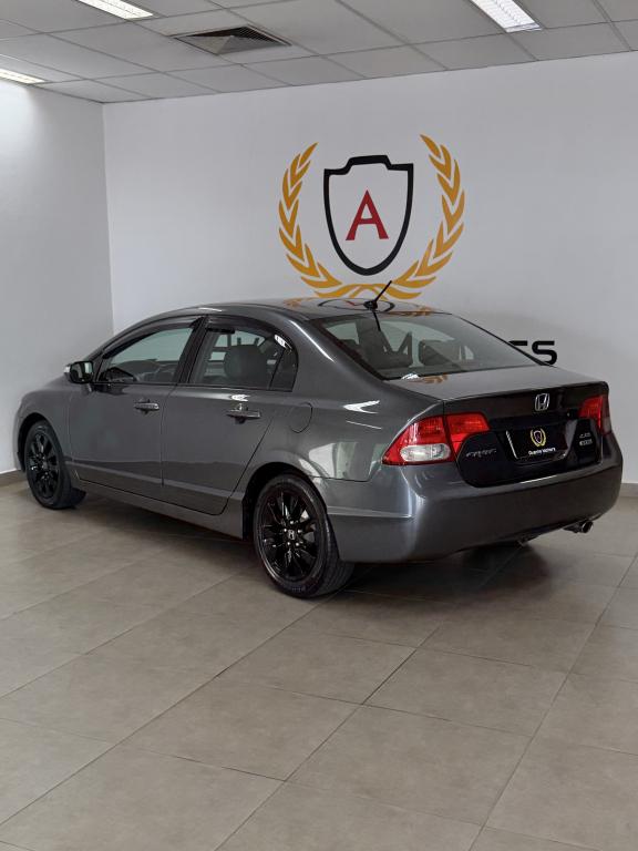 HONDA Civic - Foto