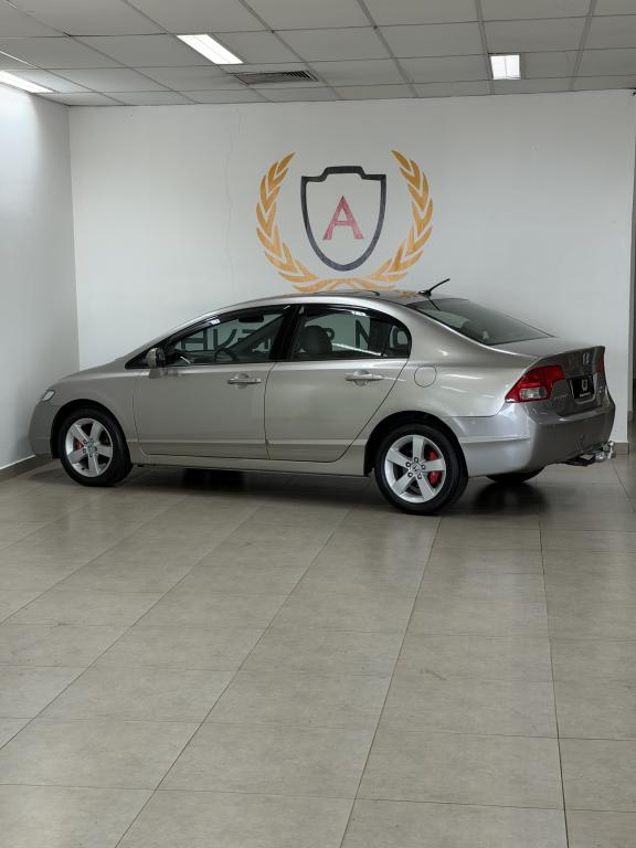 HONDA Civic - Foto