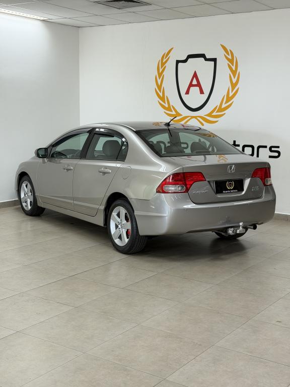 HONDA Civic - Foto