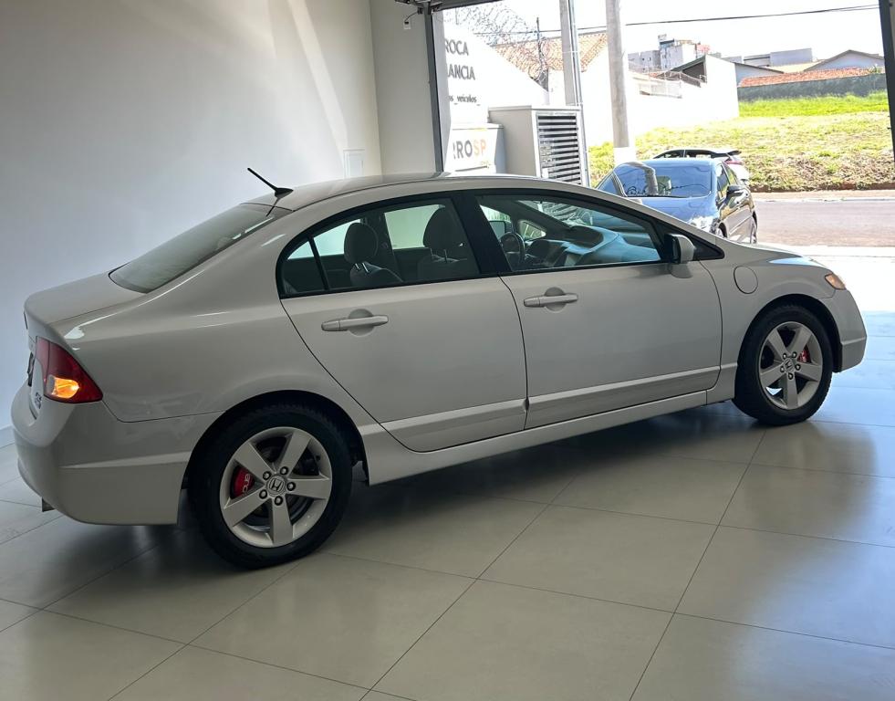 HONDA Civic - Foto