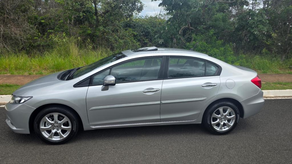 HONDA Civic - Foto