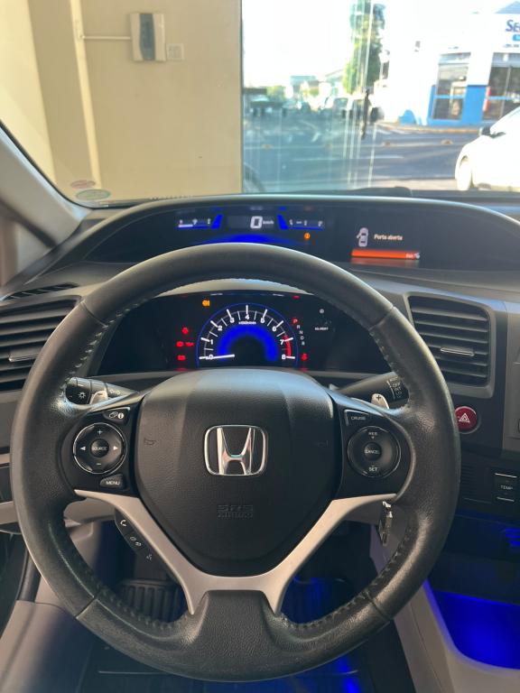 HONDA Civic - Foto