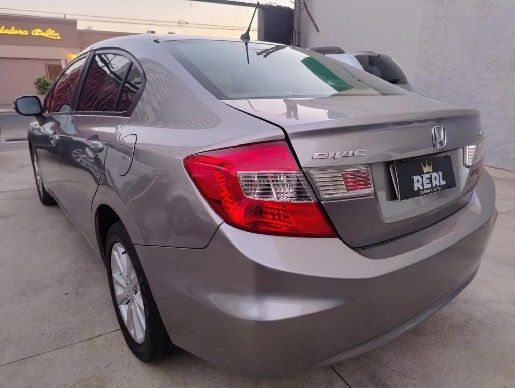 HONDA Civic - Foto