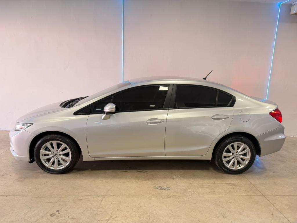 HONDA Civic - Foto