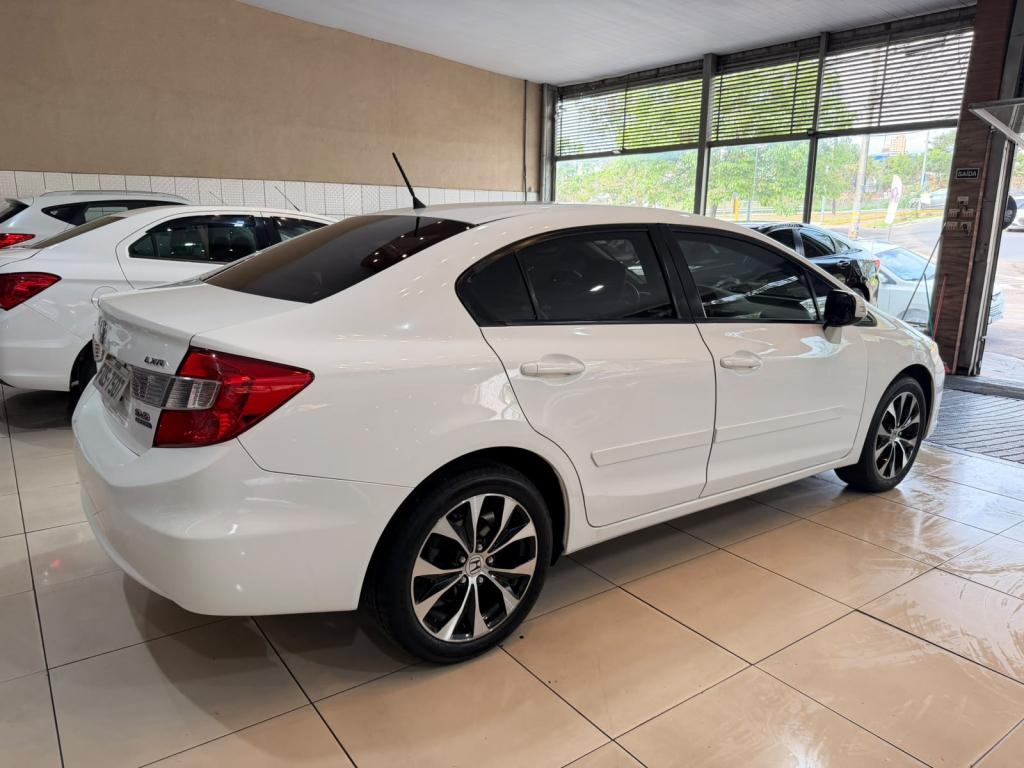 HONDA Civic - Foto