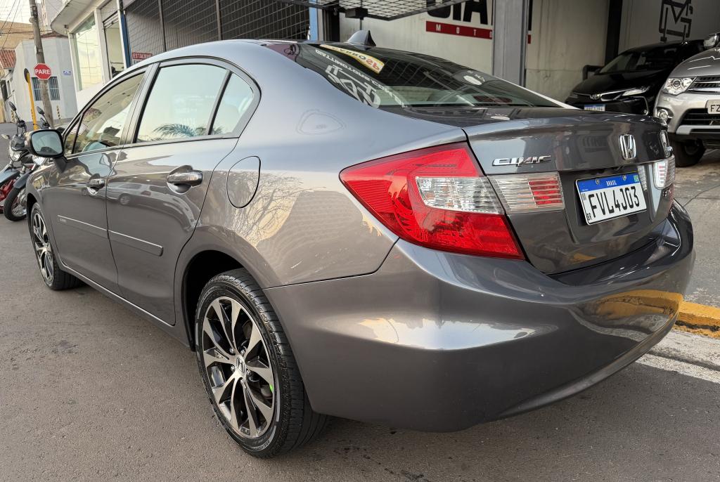 HONDA Civic - Foto