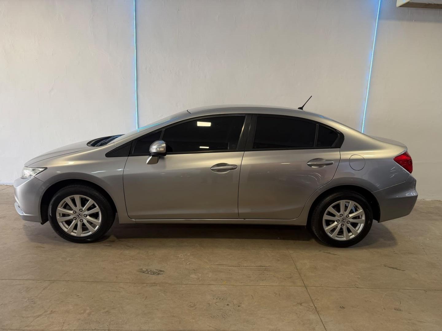 HONDA Civic - Foto