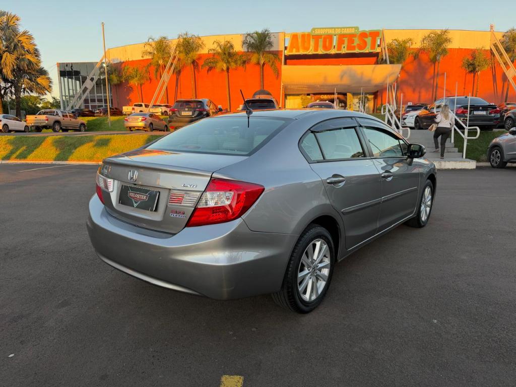 HONDA Civic - Foto