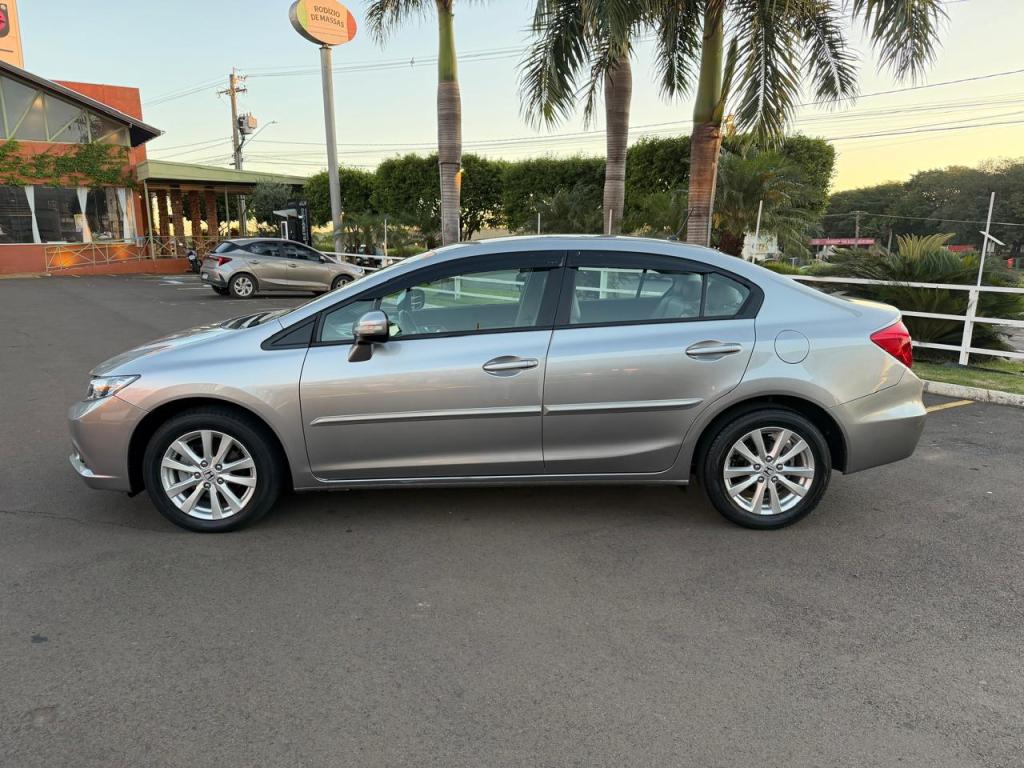 HONDA Civic - Foto