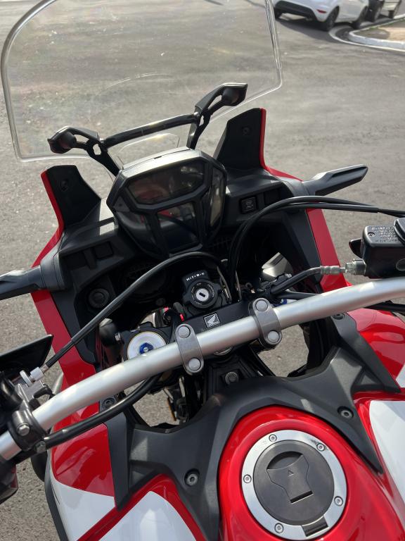 HONDA CRF 1000L Africa Twin - Foto