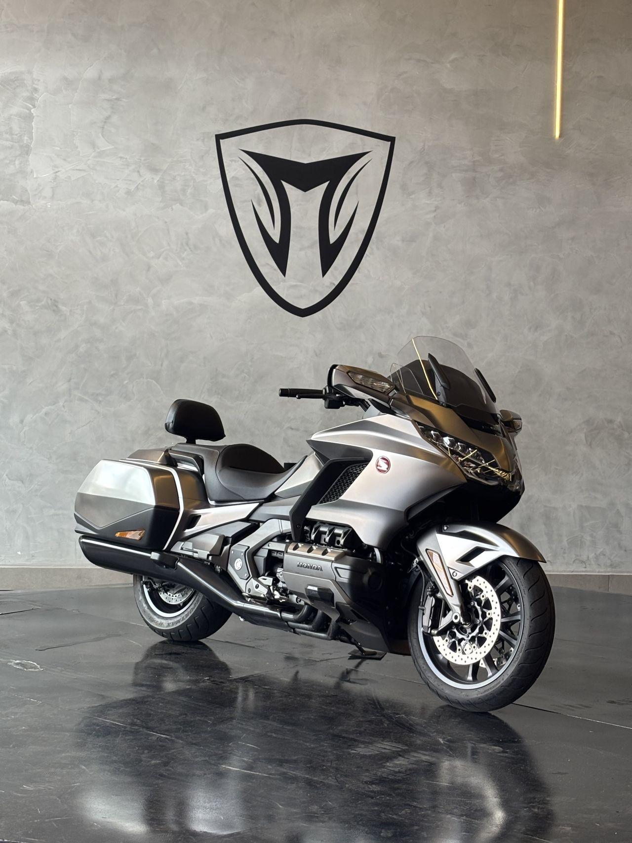 HONDA Gold Wing - Foto