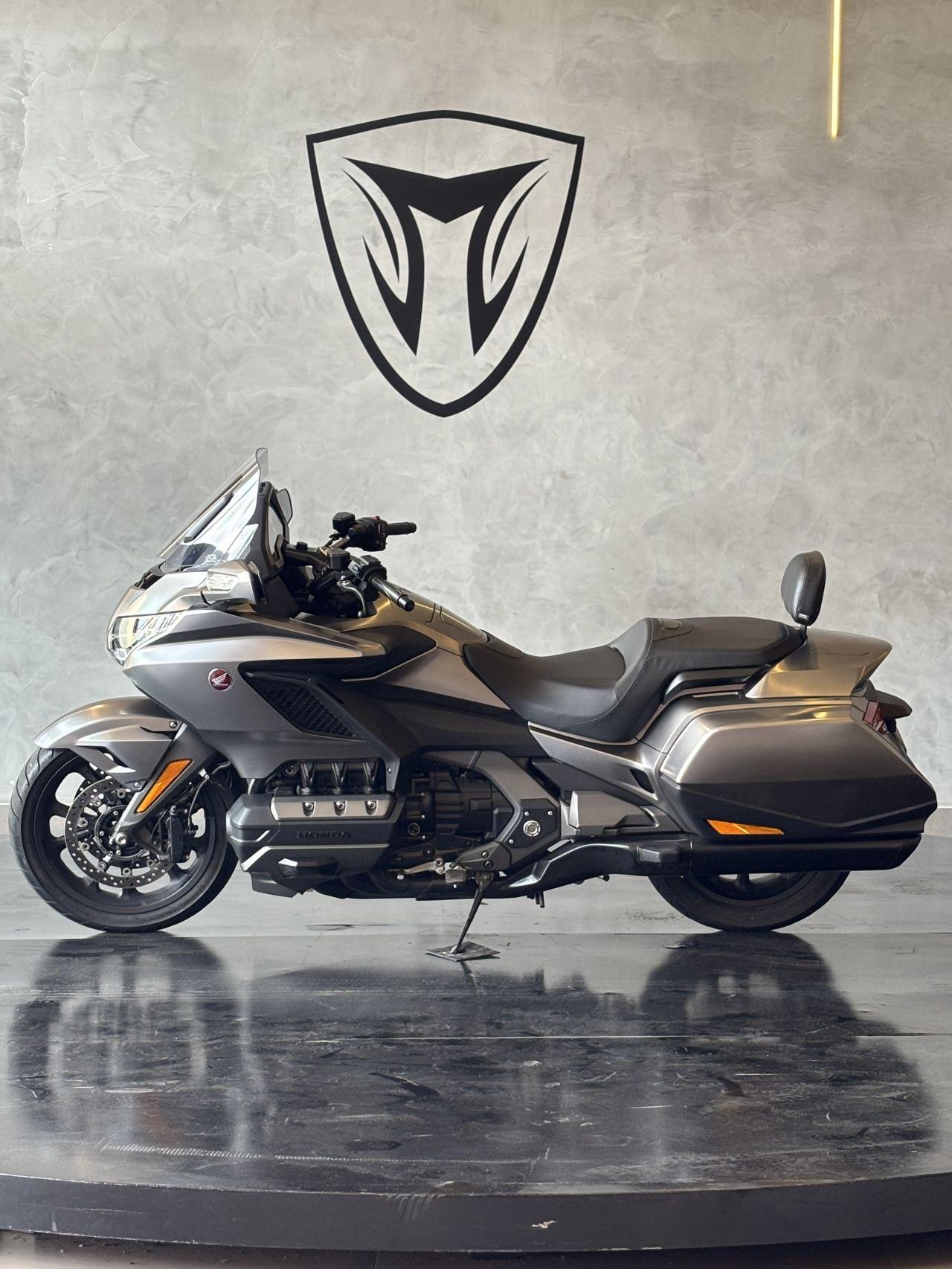 HONDA Gold Wing - Foto