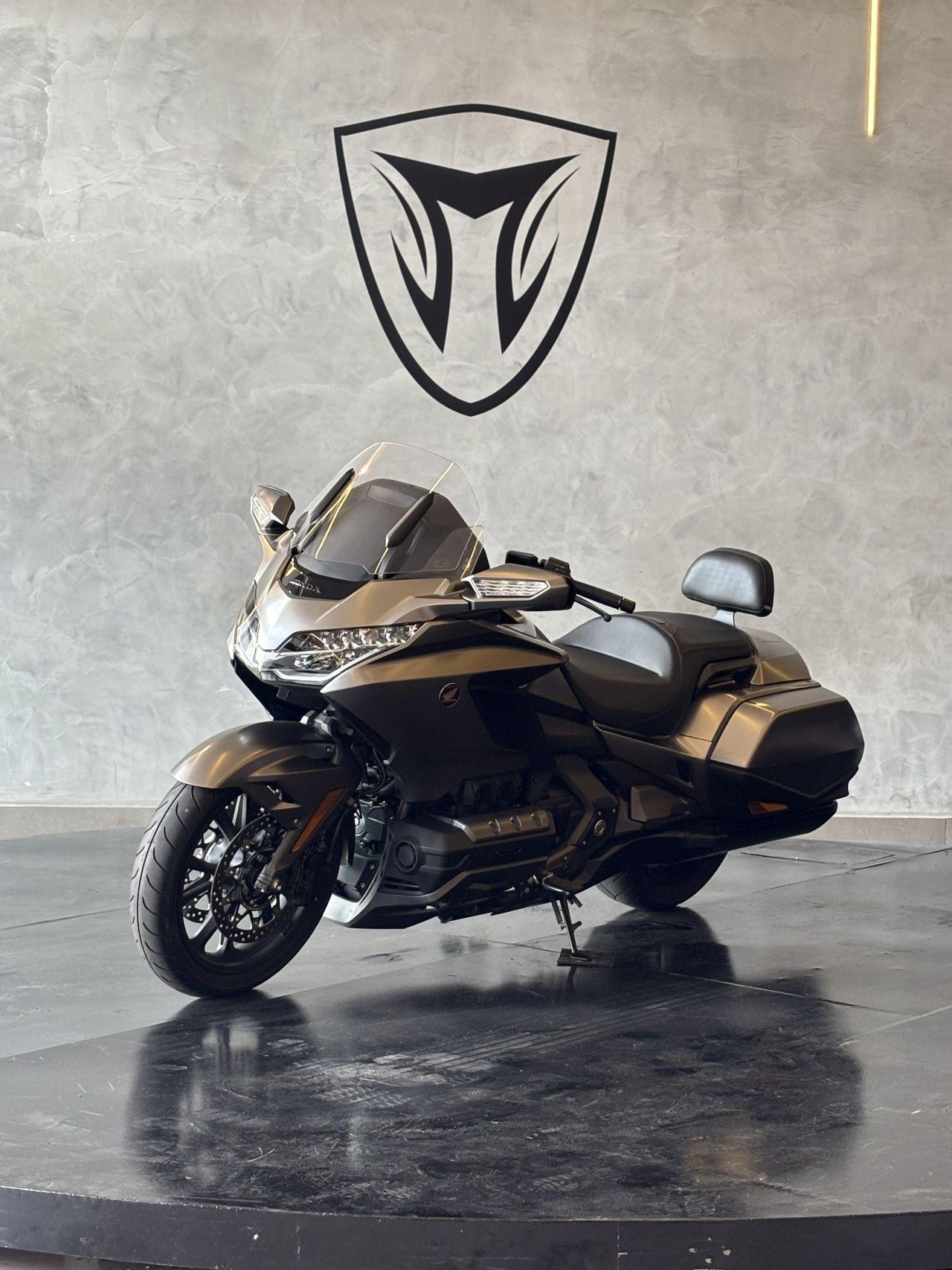 HONDA Gold Wing - Foto