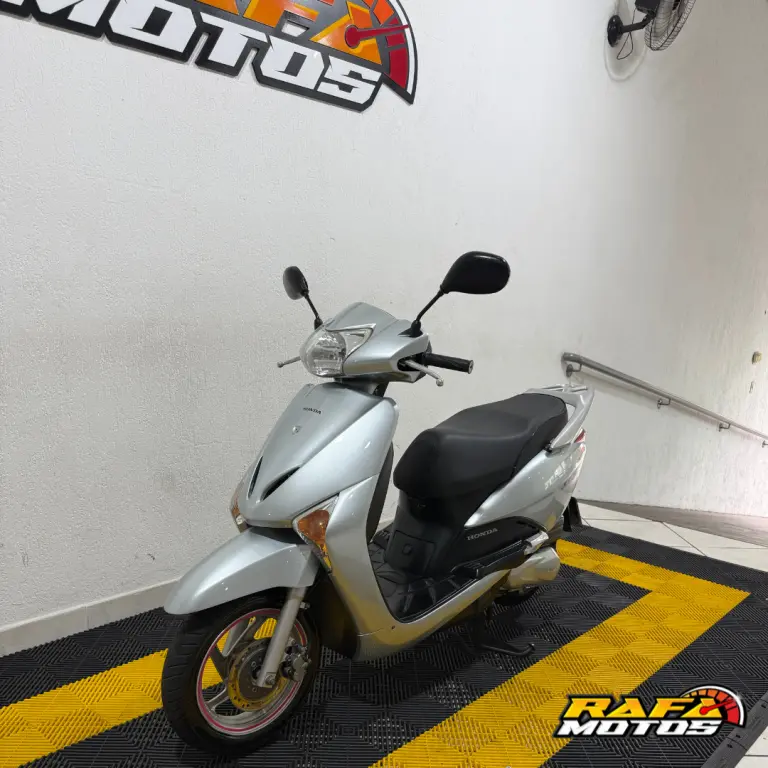 HONDA Lead 110 - Foto