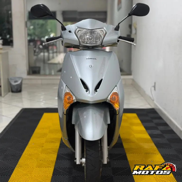 HONDA Lead 110 - Foto