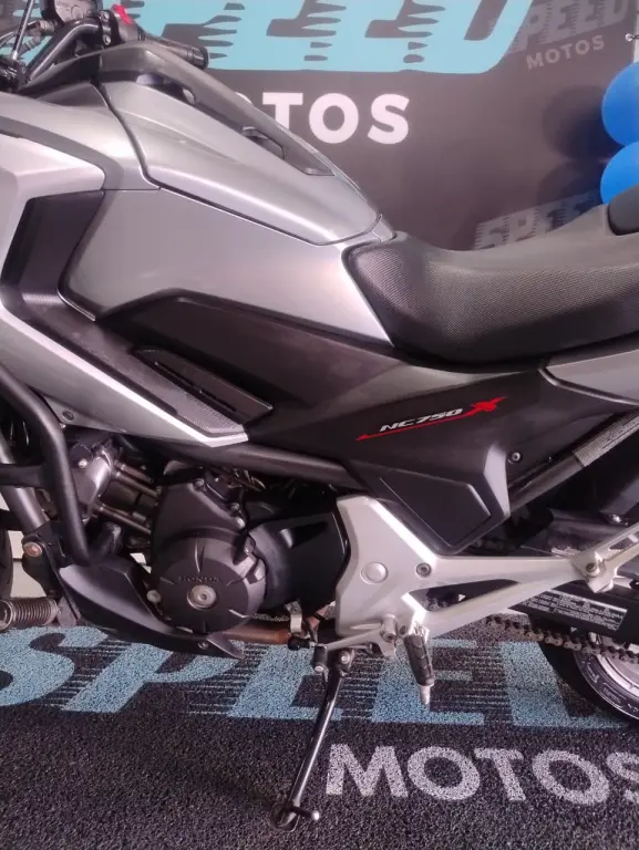 HONDA NC 750 X - Foto