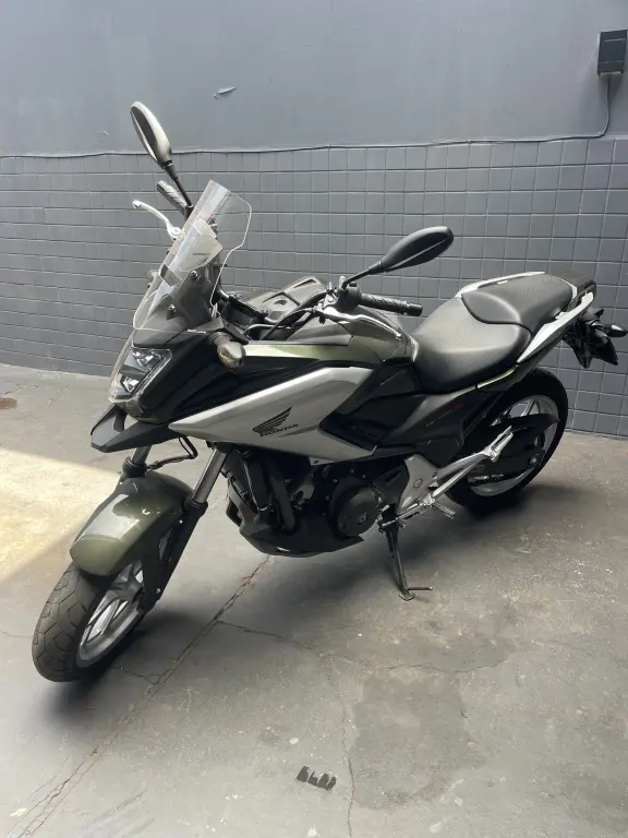 HONDA NC 750 X - Foto