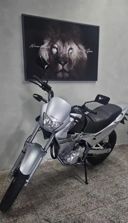 HONDA NX Falcon - Foto