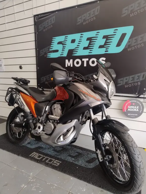 HONDA XL 700V Transalp - Foto