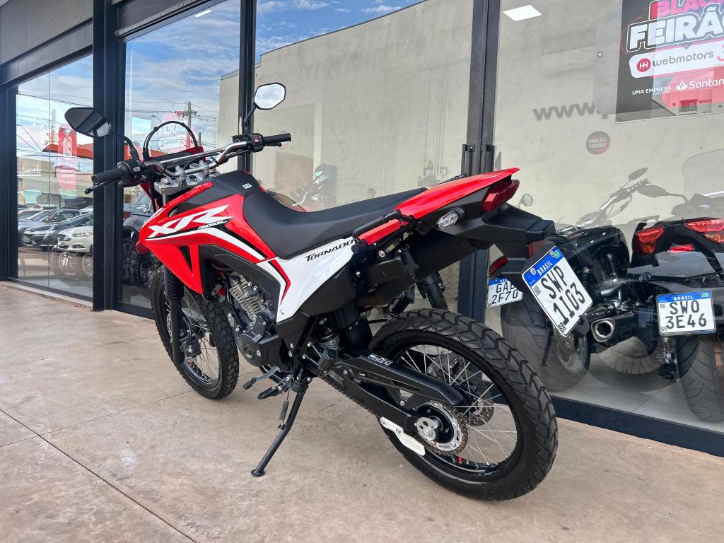 HONDA XR 300 L Tornado - Foto