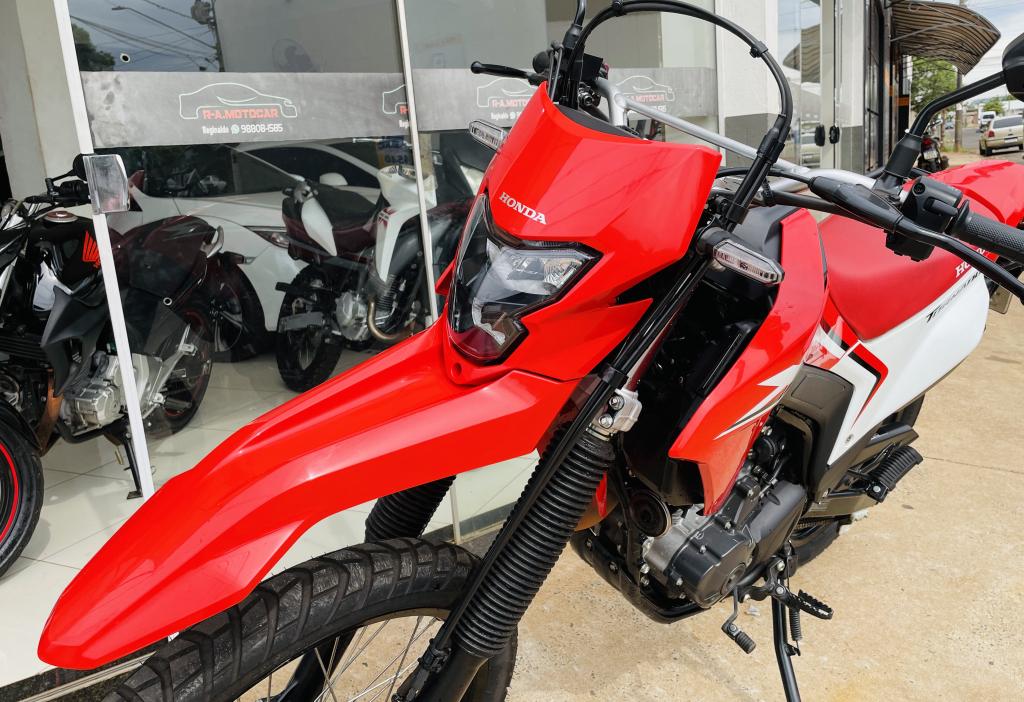 HONDA XR 300 L Tornado - Foto