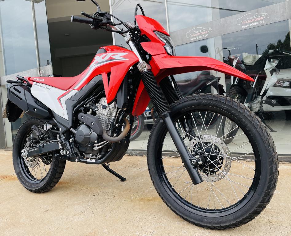 HONDA XR 300 L Tornado - Foto