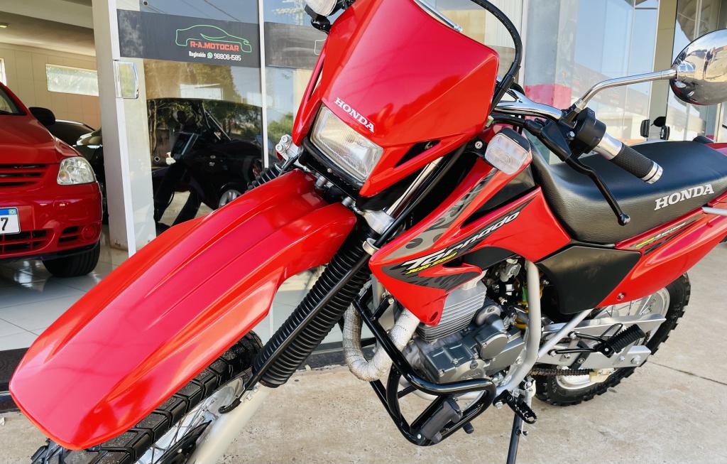 HONDA XR Tornado 250 - Foto