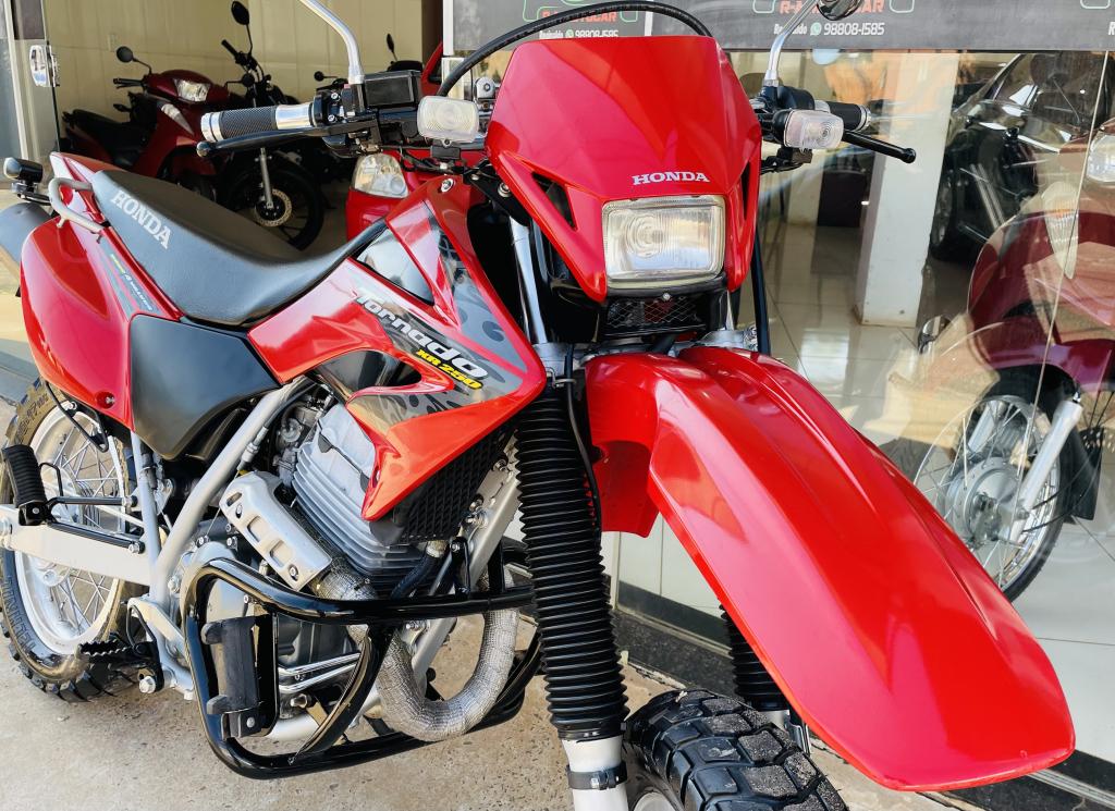 HONDA XR Tornado 250 - Foto