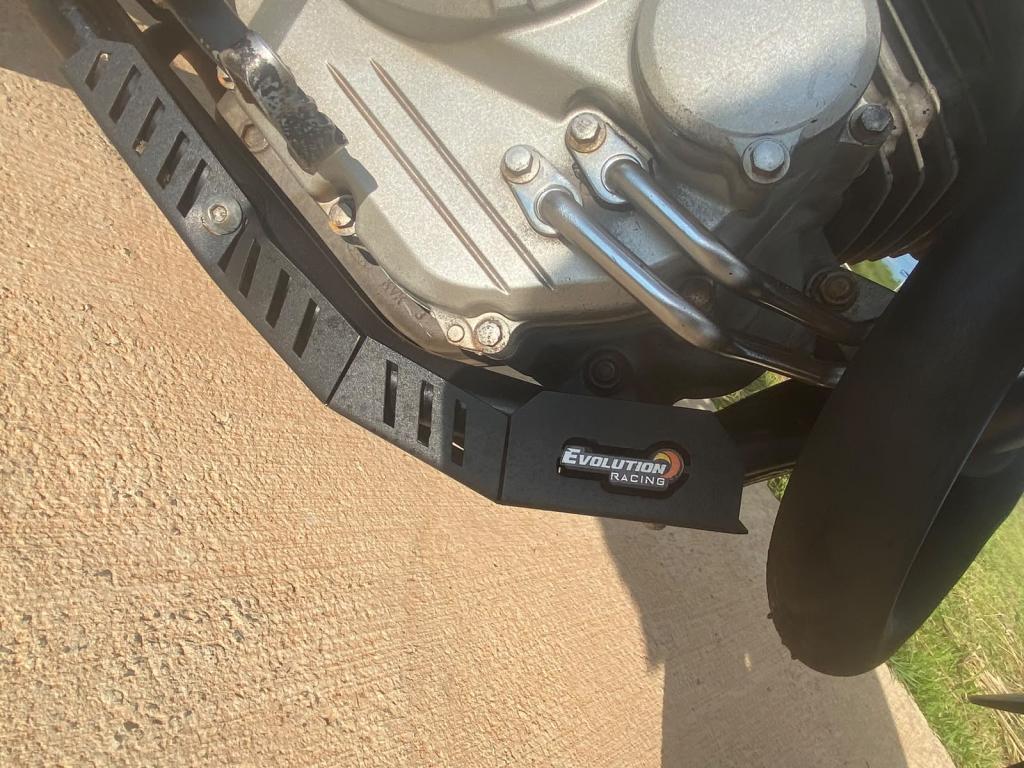 HONDA XRE 300 - Foto