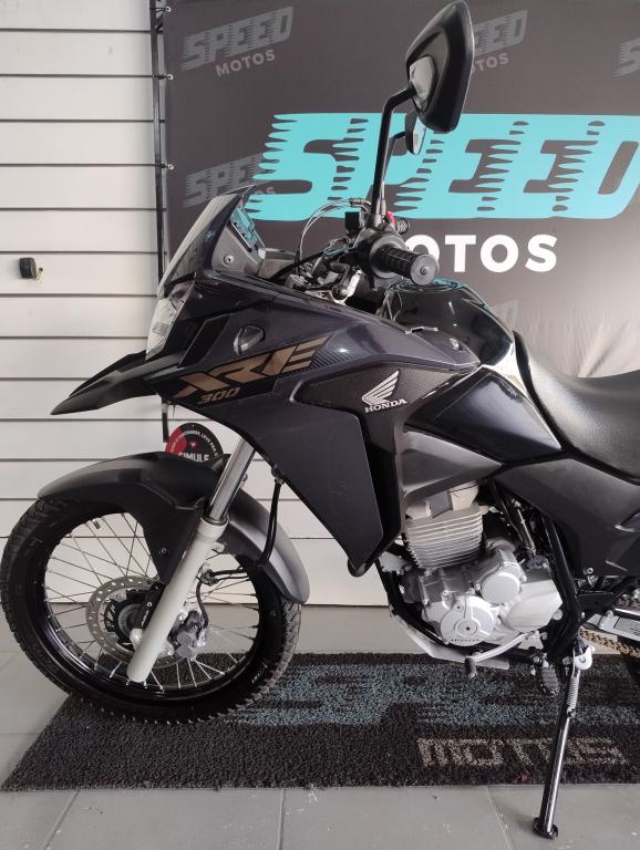 HONDA XRE 300 - Foto
