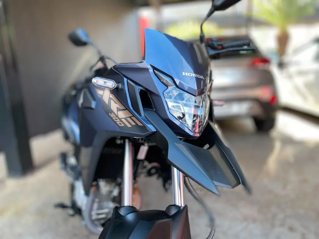 HONDA XRE 300 - Foto